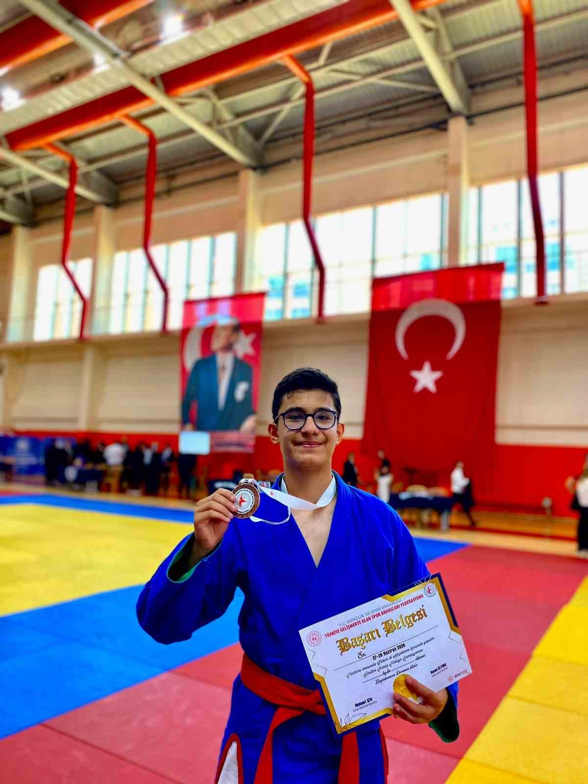 Bilecikli sporcu Türkiye üçüncüsü oldu