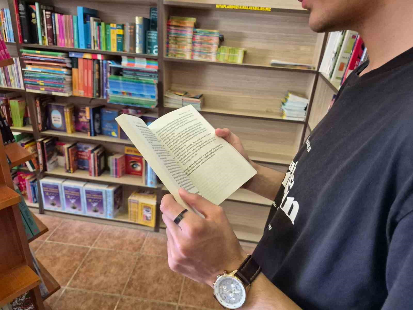 Teknoloji bağımlılığı insanları kişisel gelişim kitaplarına yöneltiyor