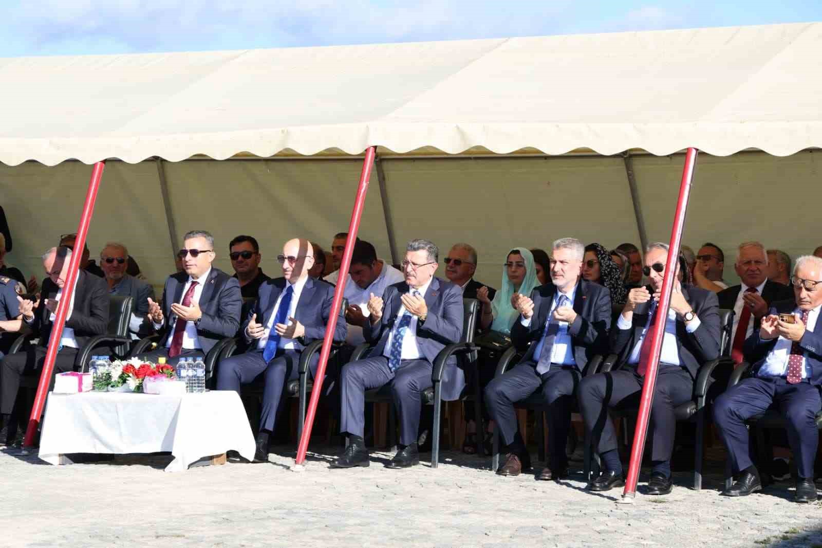 Başkan Genç’ten Harmantepe Şehitlerine vefa