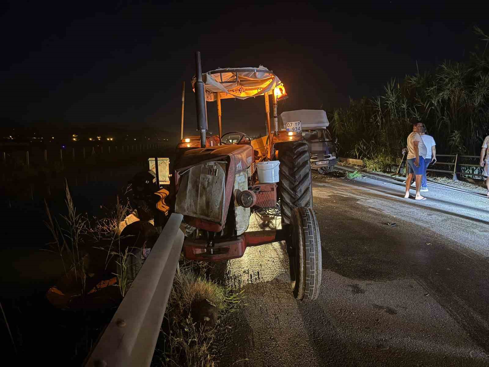 Antalya’da 3 aracın karıştığı zincirleme kaza: 1 yaralı