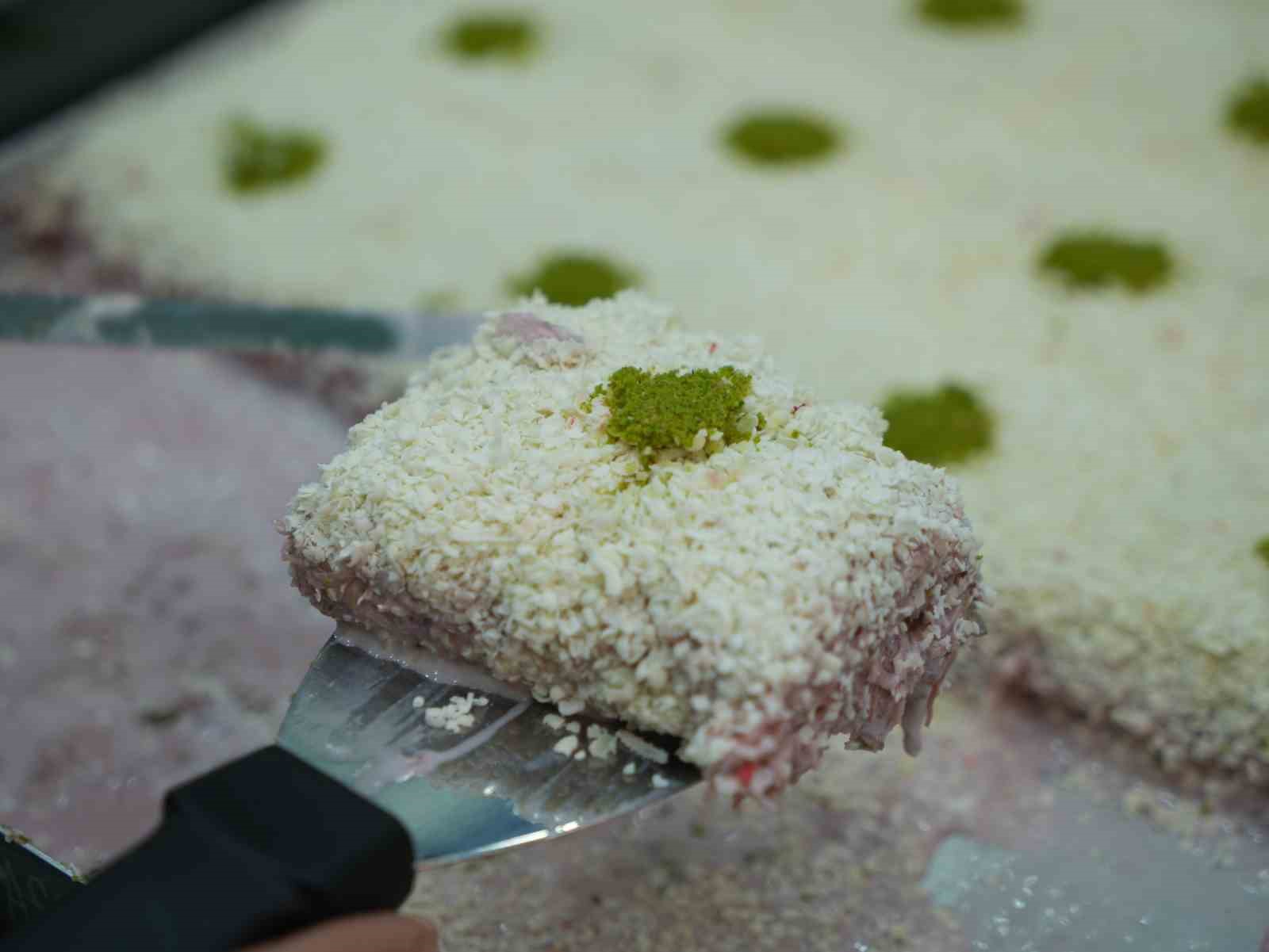 Soğuk baklavanın rakibi soğuk kadayıf yoğun ilgi görüyor