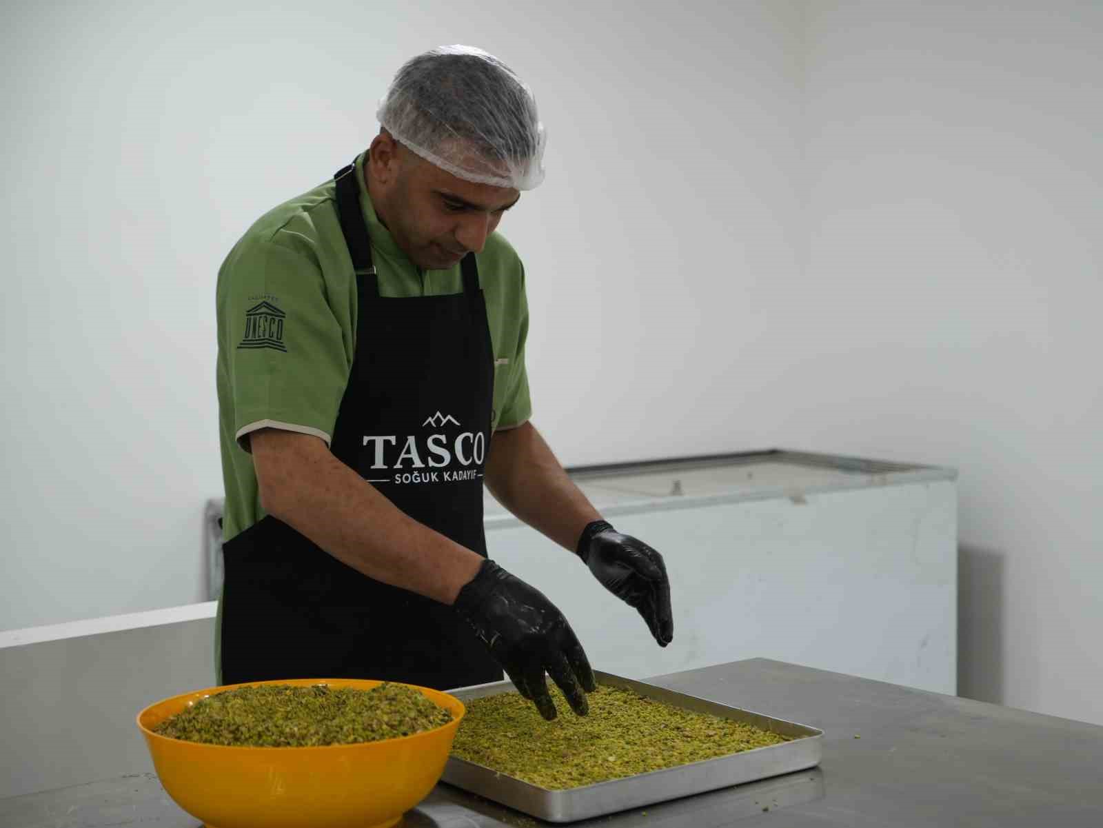Soğuk baklavanın rakibi soğuk kadayıf yoğun ilgi görüyor
