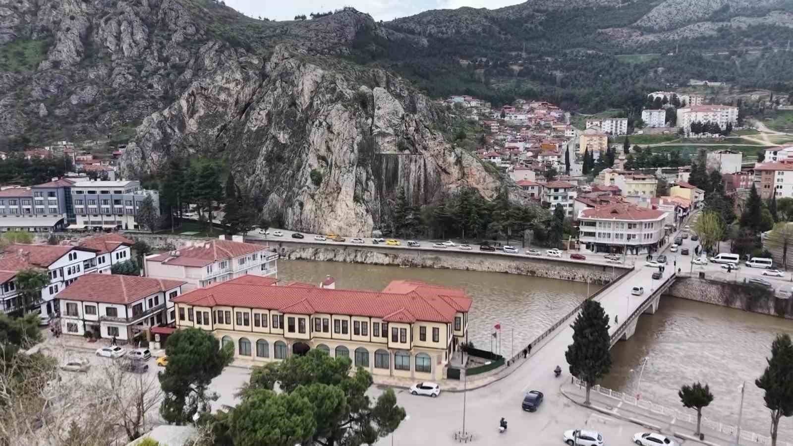 Amasya’nın asırlara meydan okuyan taş köprüleri