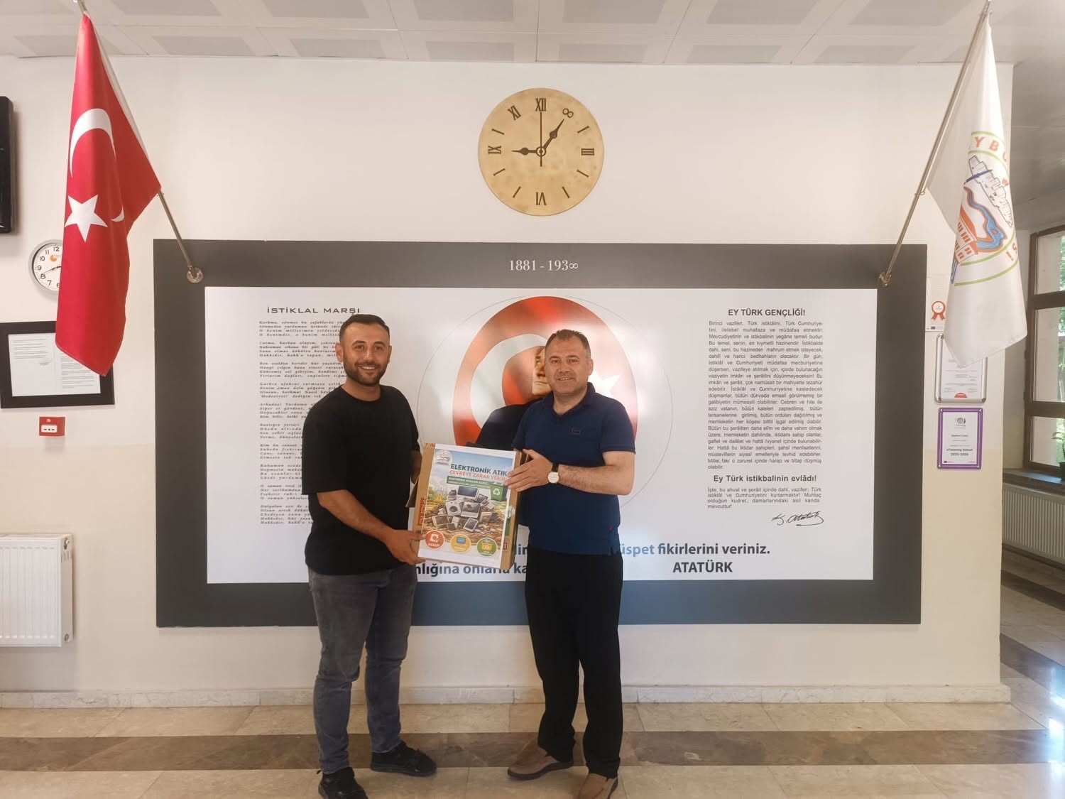 Bayburt Lisesinde toplanan elektronik atıklar geri dönüşüme gönderildi