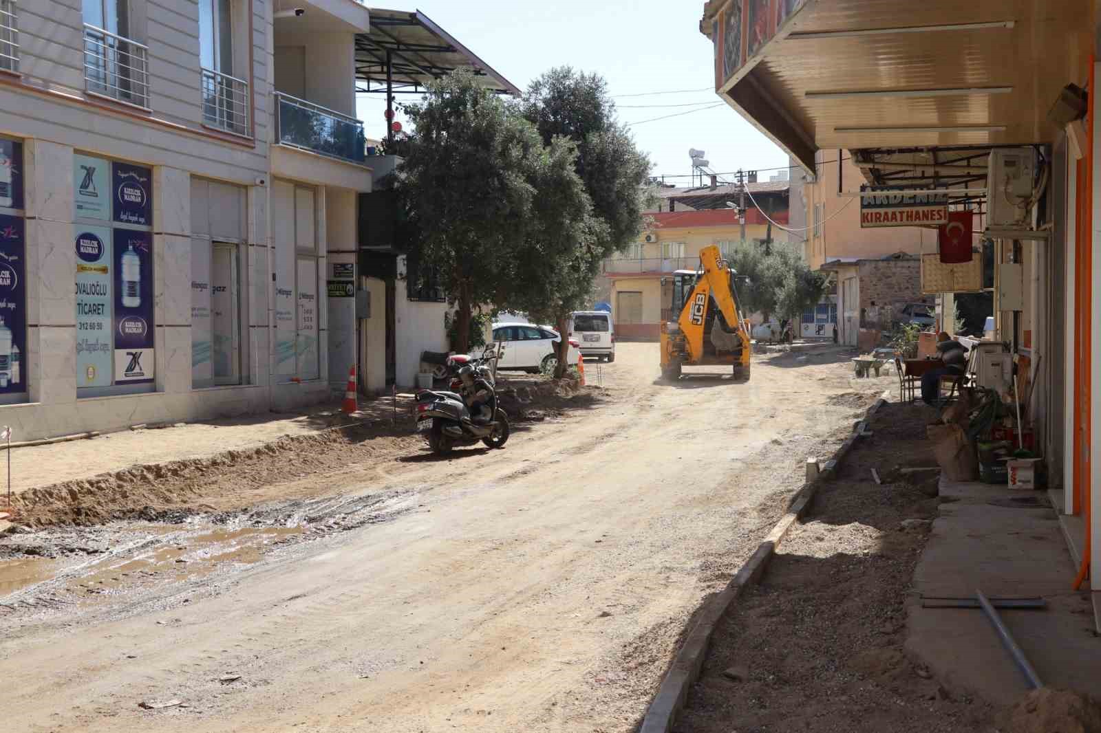 Nazilli Dumlupınar’da yol çalışması