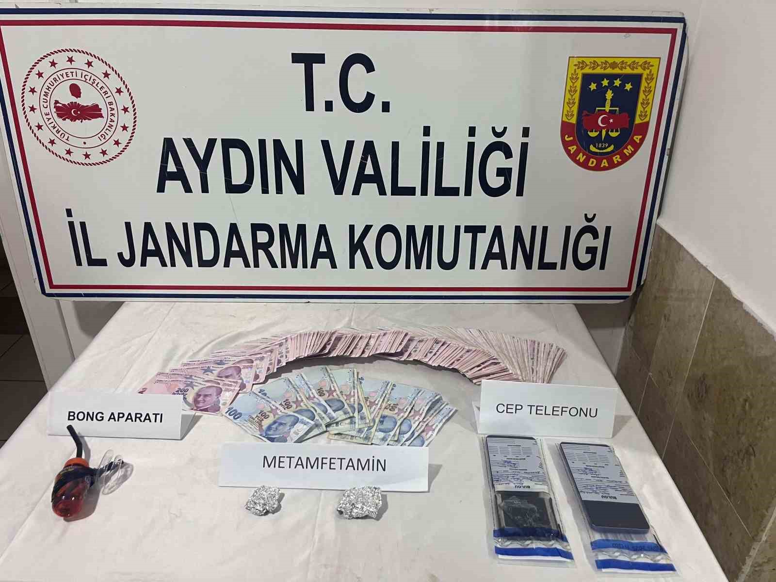 Nazilli’de uyuşturucu satıcısına suçüstü