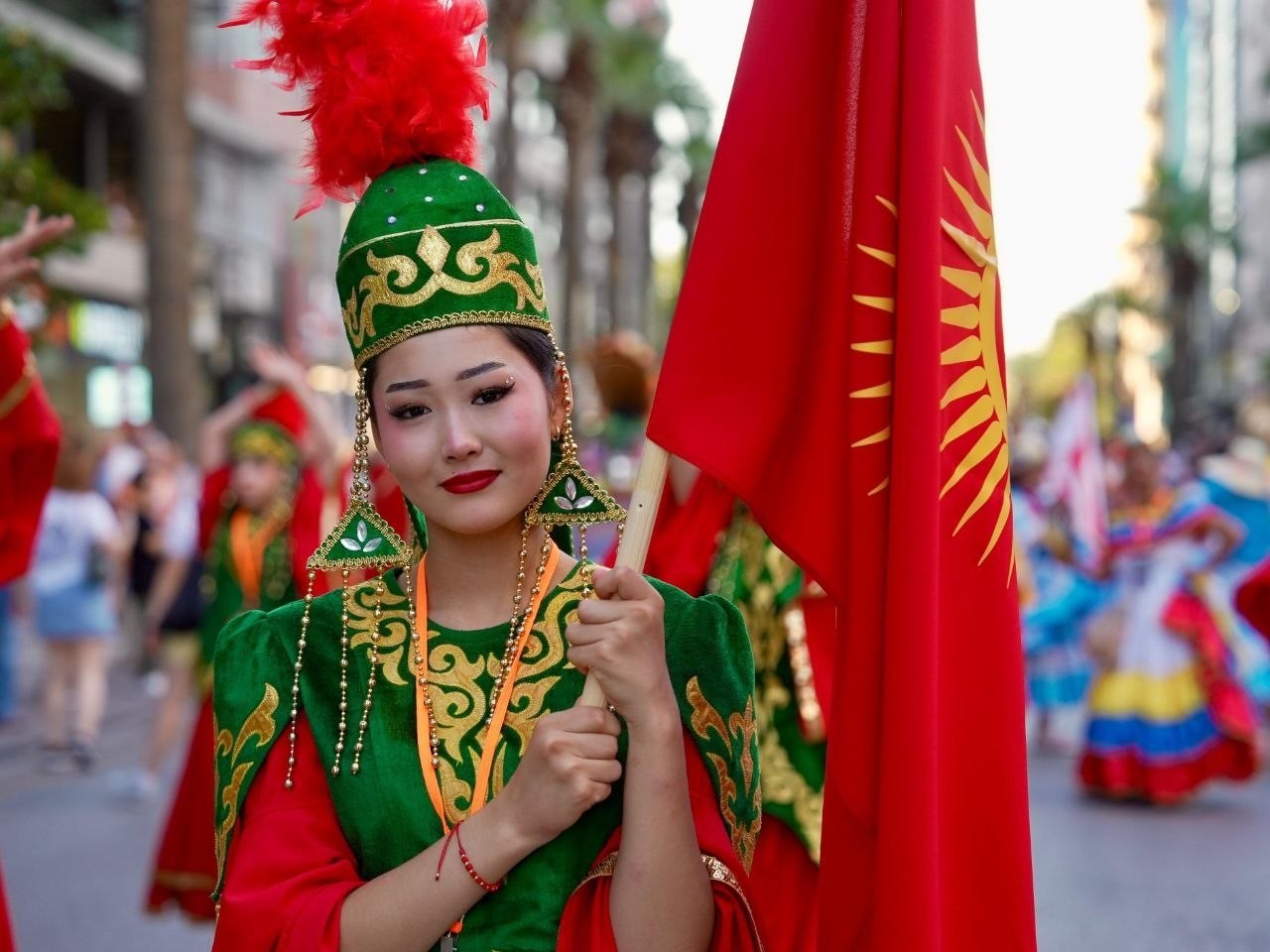 20. Uluslararası Halk Dansları Festivali kortejle başladı