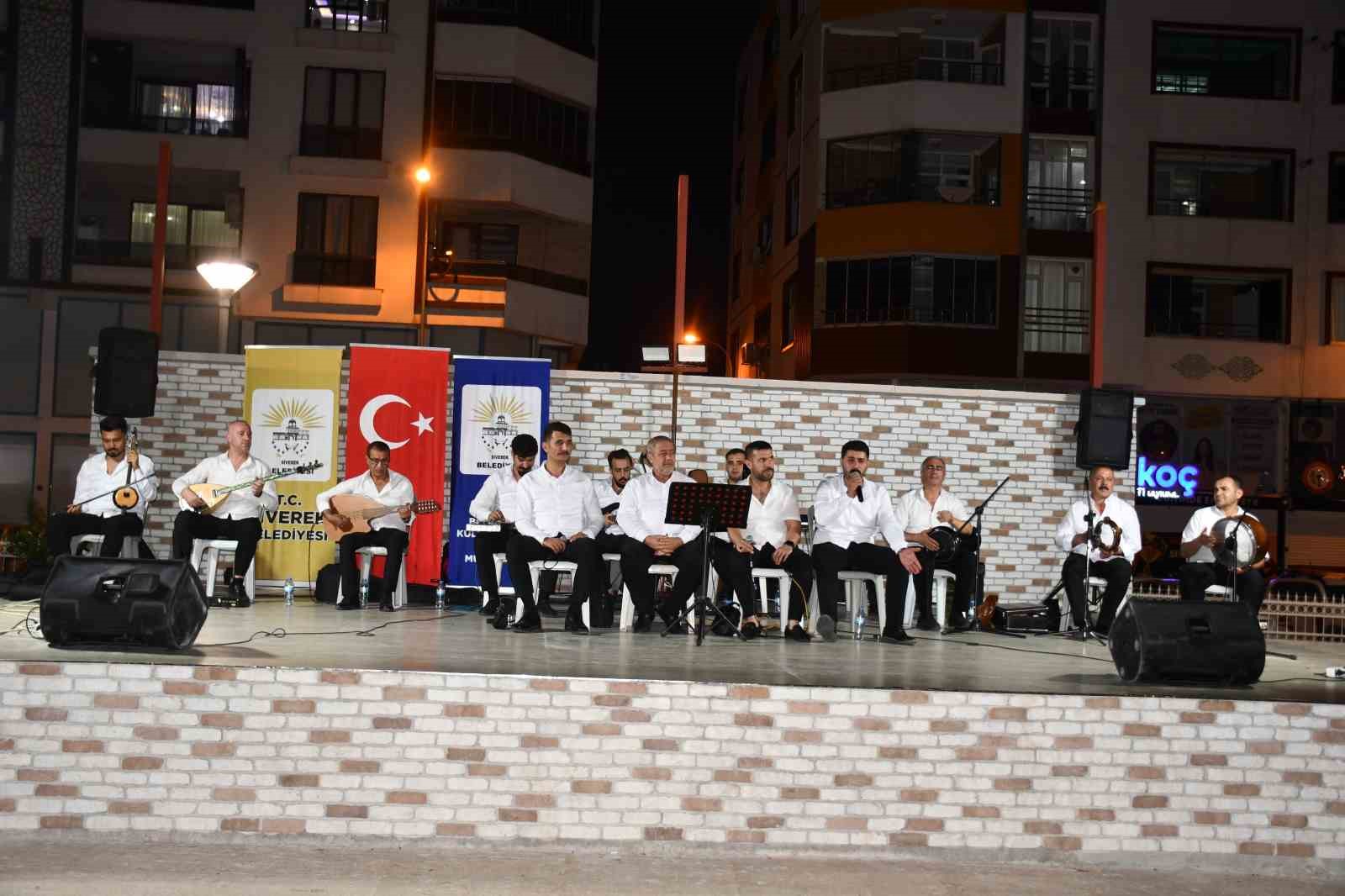Siverek’te sıcak yaz akşamlarında sıra gecesi etkinliği