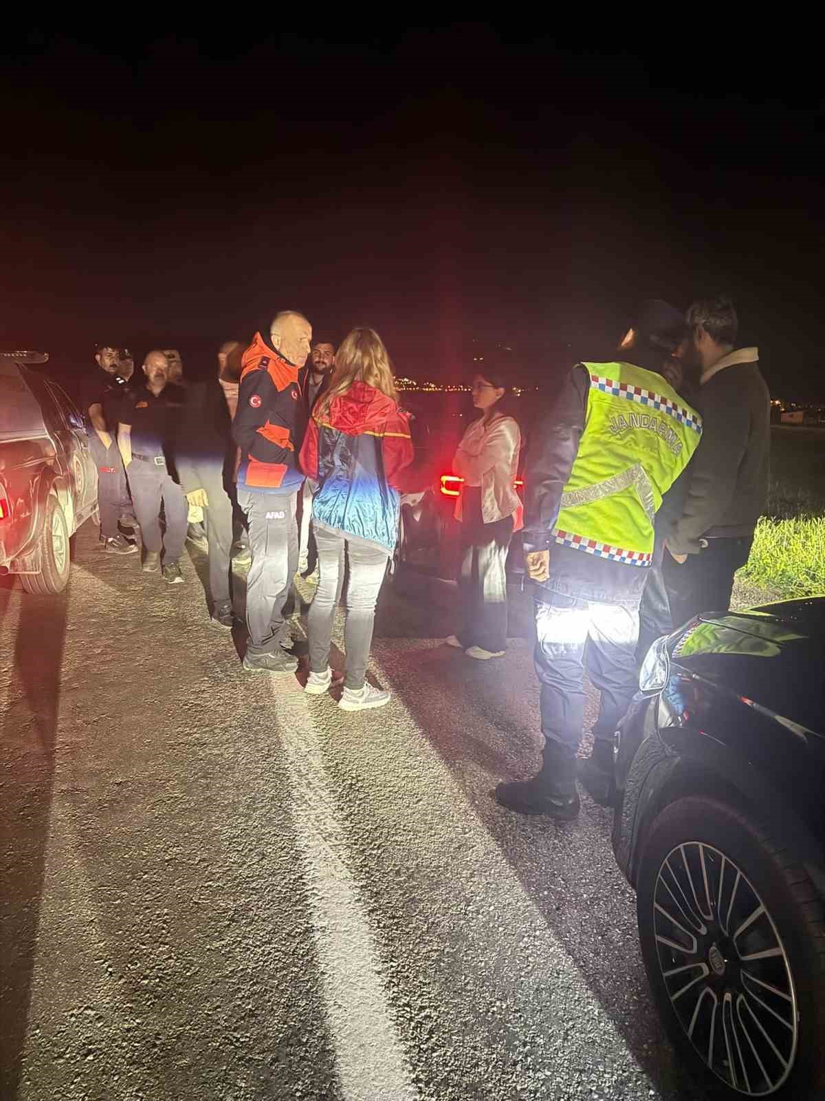 Bayburt’ta yakıt yüklü tankerin devrildiği bölgede çevresel inceleme yapıldı