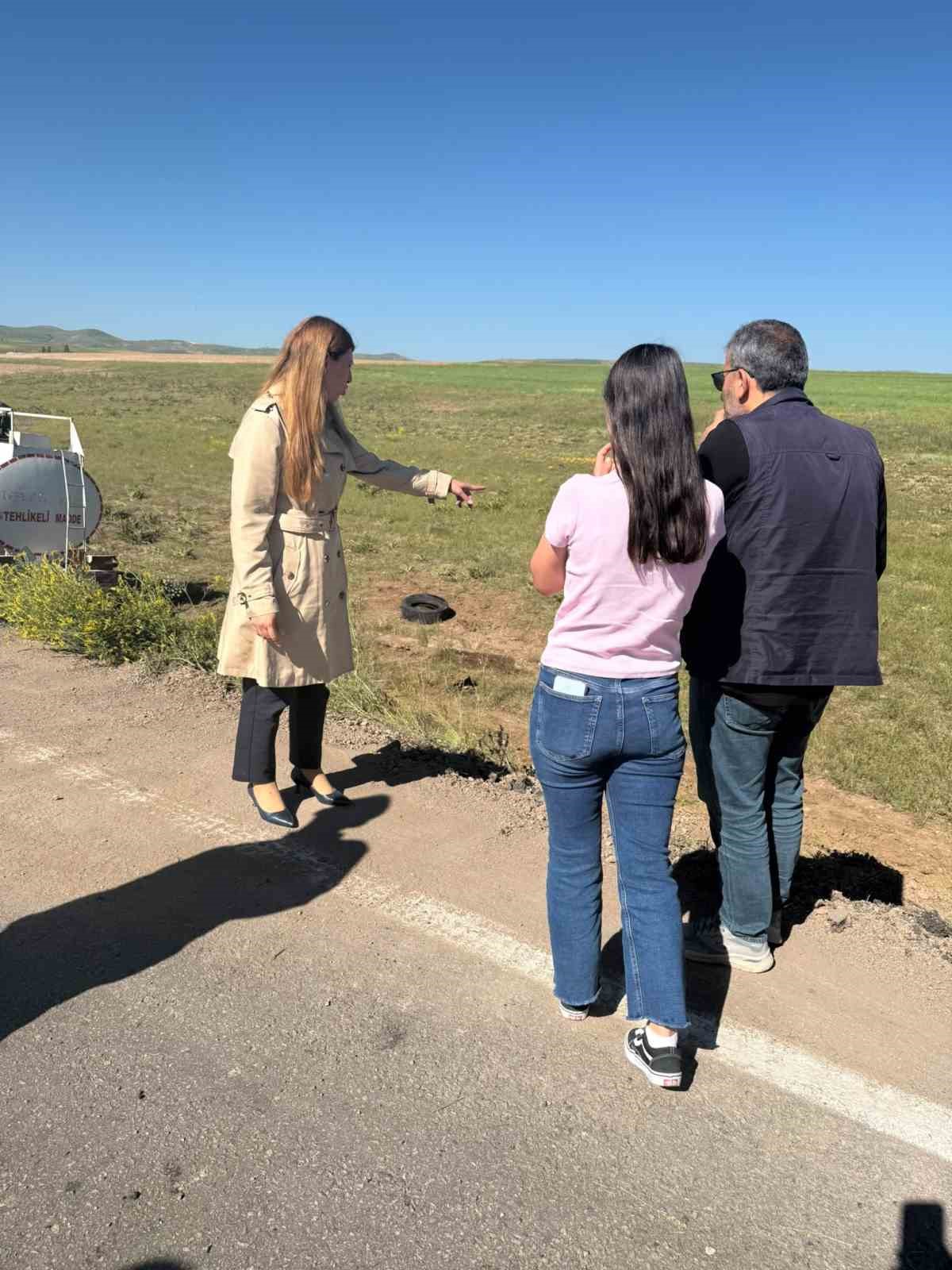 Bayburt’ta yakıt yüklü tankerin devrildiği bölgede çevresel inceleme yapıldı
