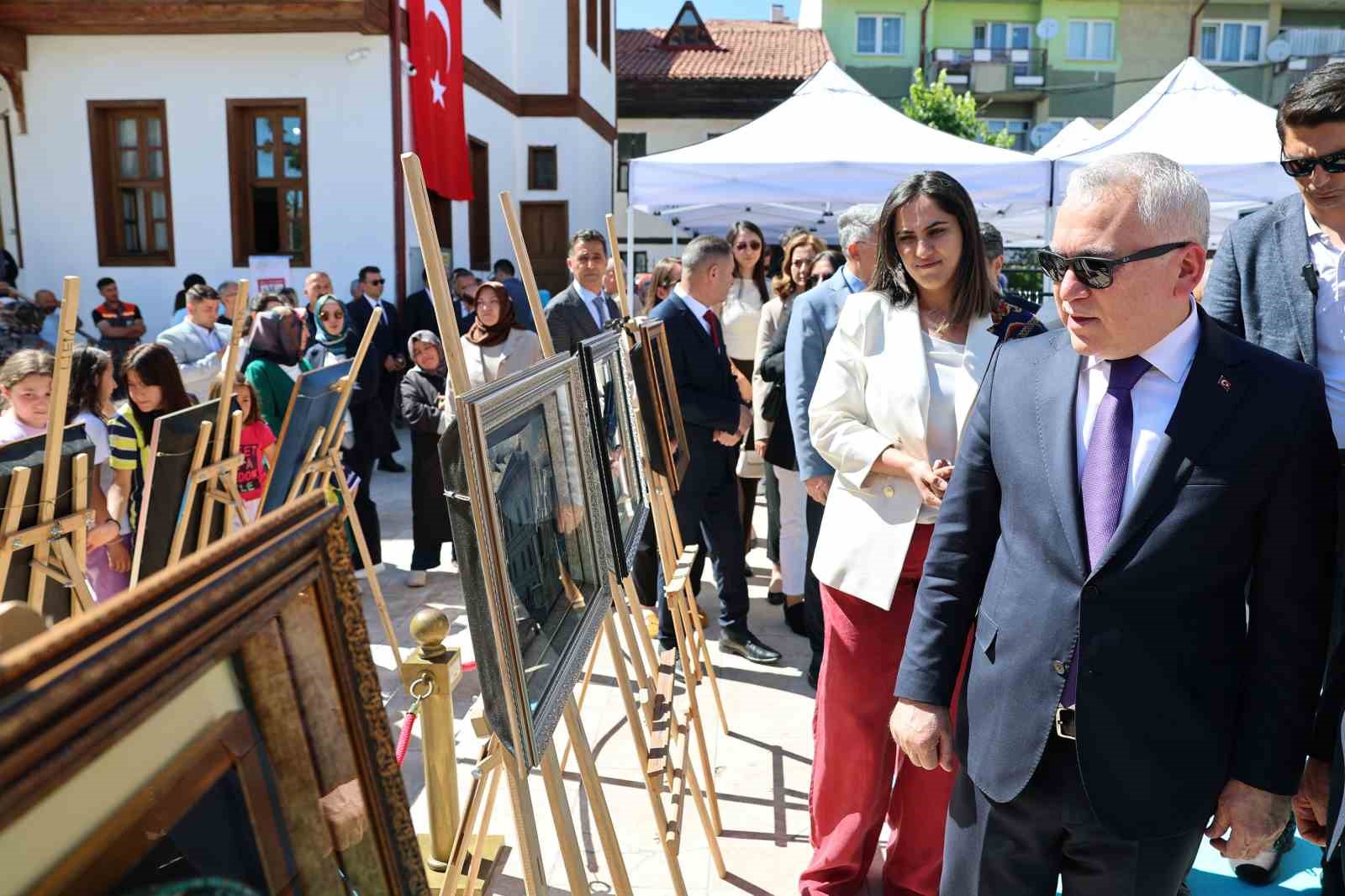 Sivas’ta geleneksel el sanatları tasarım ve üretimle geleceğe taşınıyor