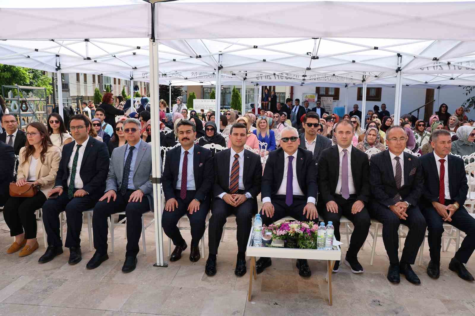 Sivas’ta geleneksel el sanatları tasarım ve üretimle geleceğe taşınıyor