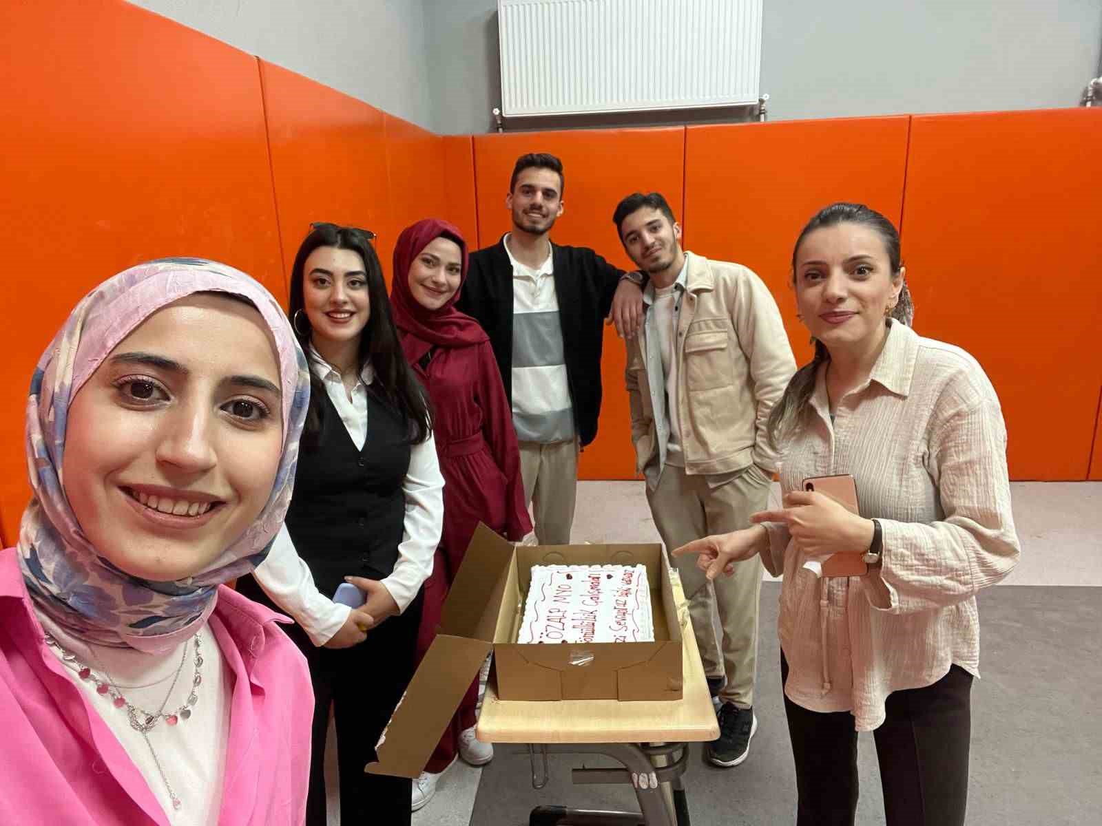 Özalp Meslek Yüksekokulu’ndan gönüllere dokunan projeler