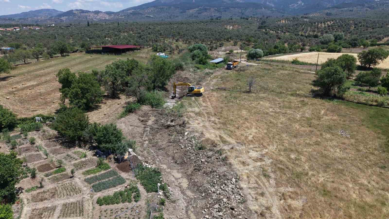 Burhaniye’de taşkın riskine karşı dev yatırım