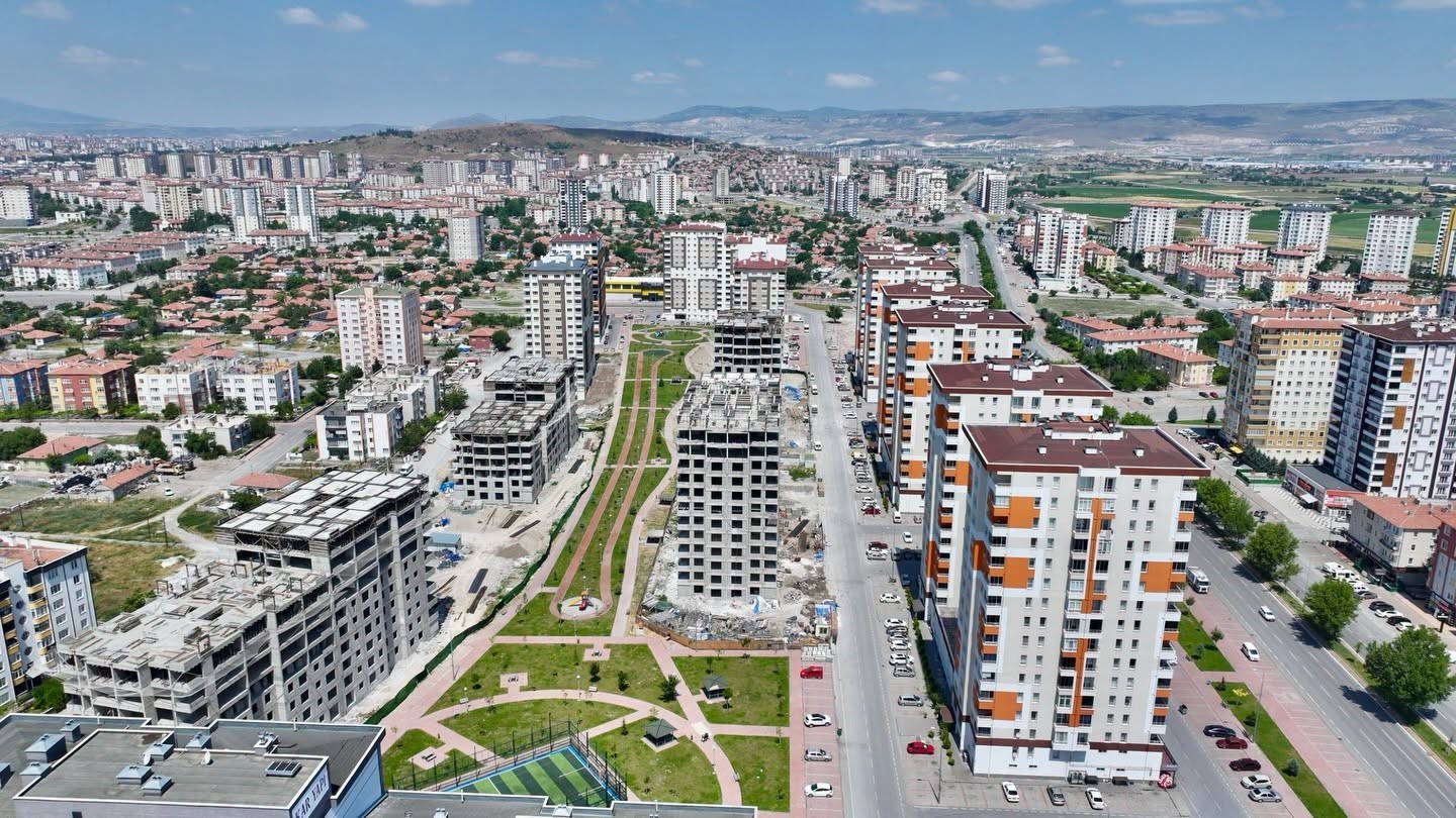 Başkan Çolakbayrakdar: "Yunusemre’de son konutlarla kentsel dönüşümde yeni dönem başlatıyoruz"