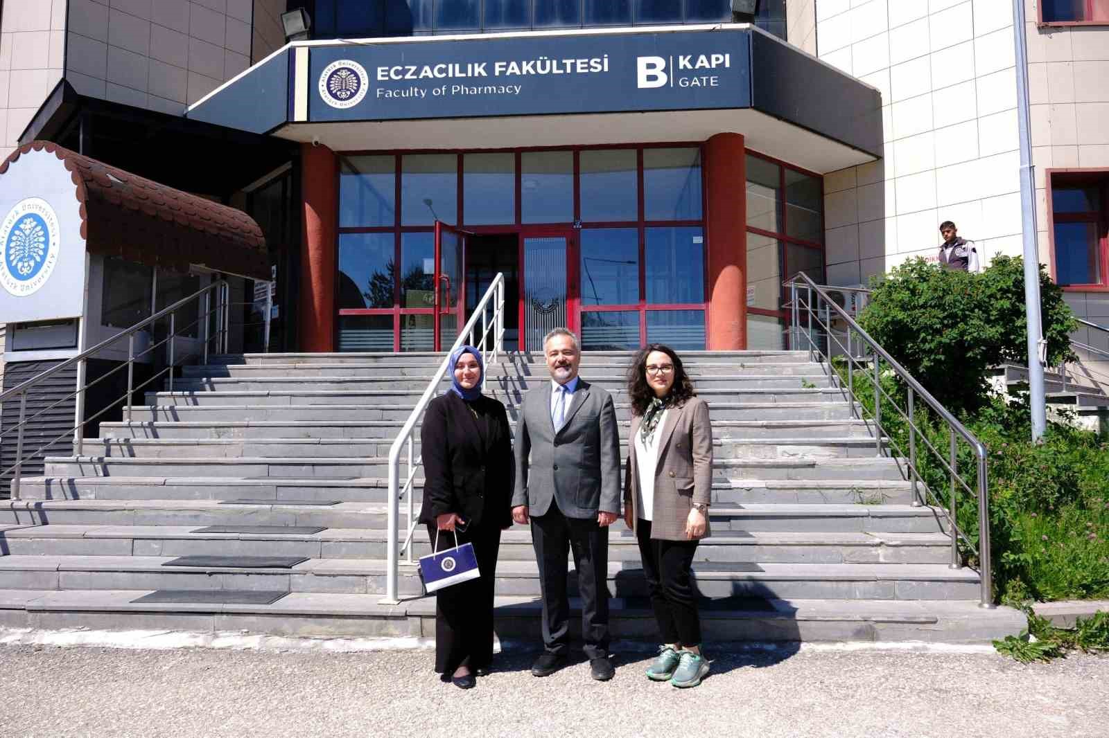 Atatürk Üniversitesinde bilimsel başarı gururu: TÜSEB destekleriyle dört proje daha hayata geçiyor
