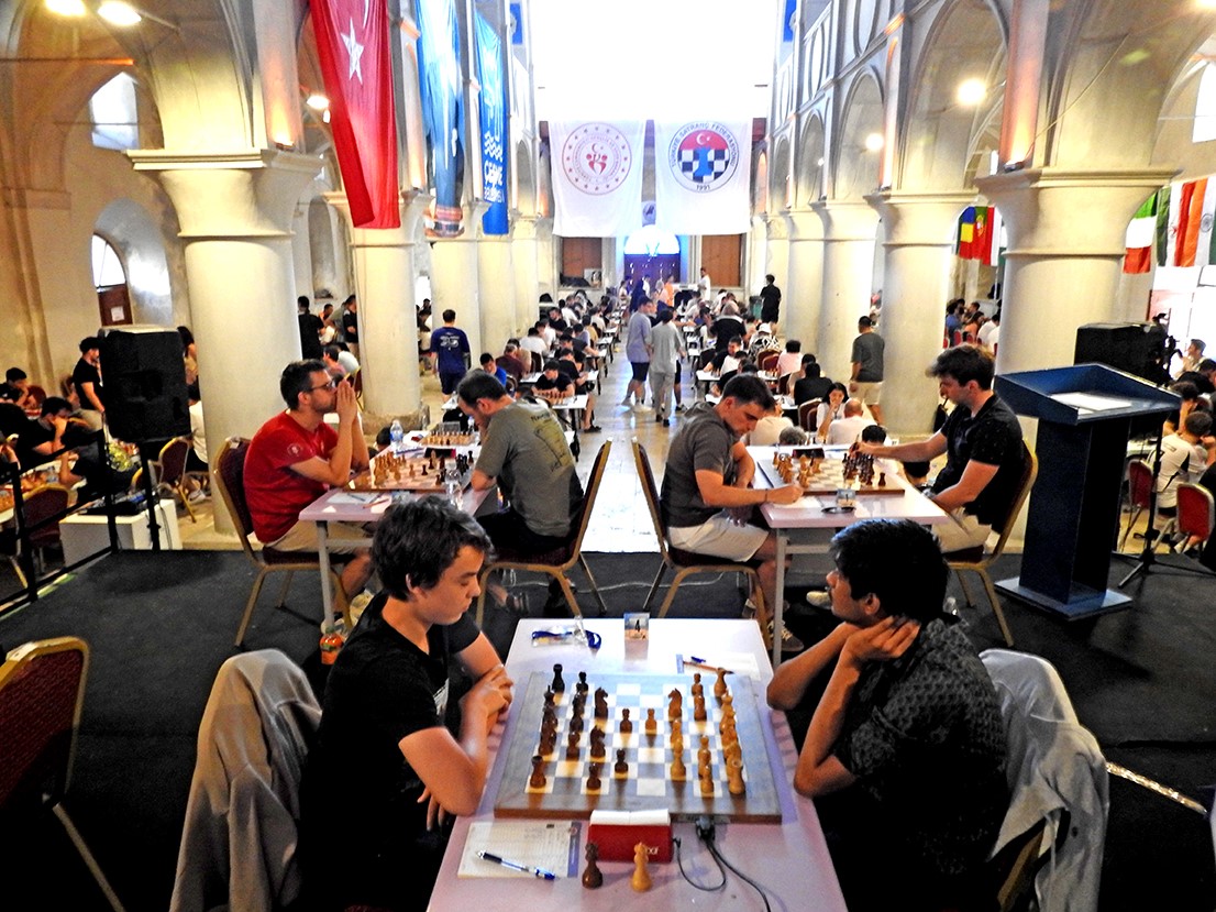 12. Uluslararası Çeşme Açık Satranç Turnuvası başladı