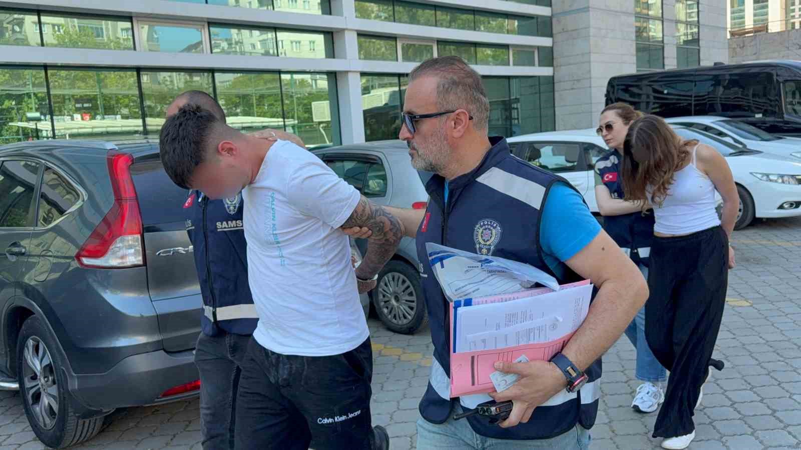 Bıçakla yaralamaya 2 gözaltı