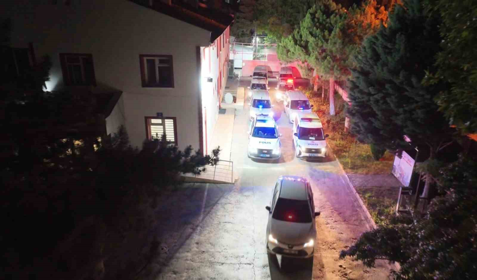 Konya merkezli göçmen kaçakçılığı operasyonunda 10 tutuklama