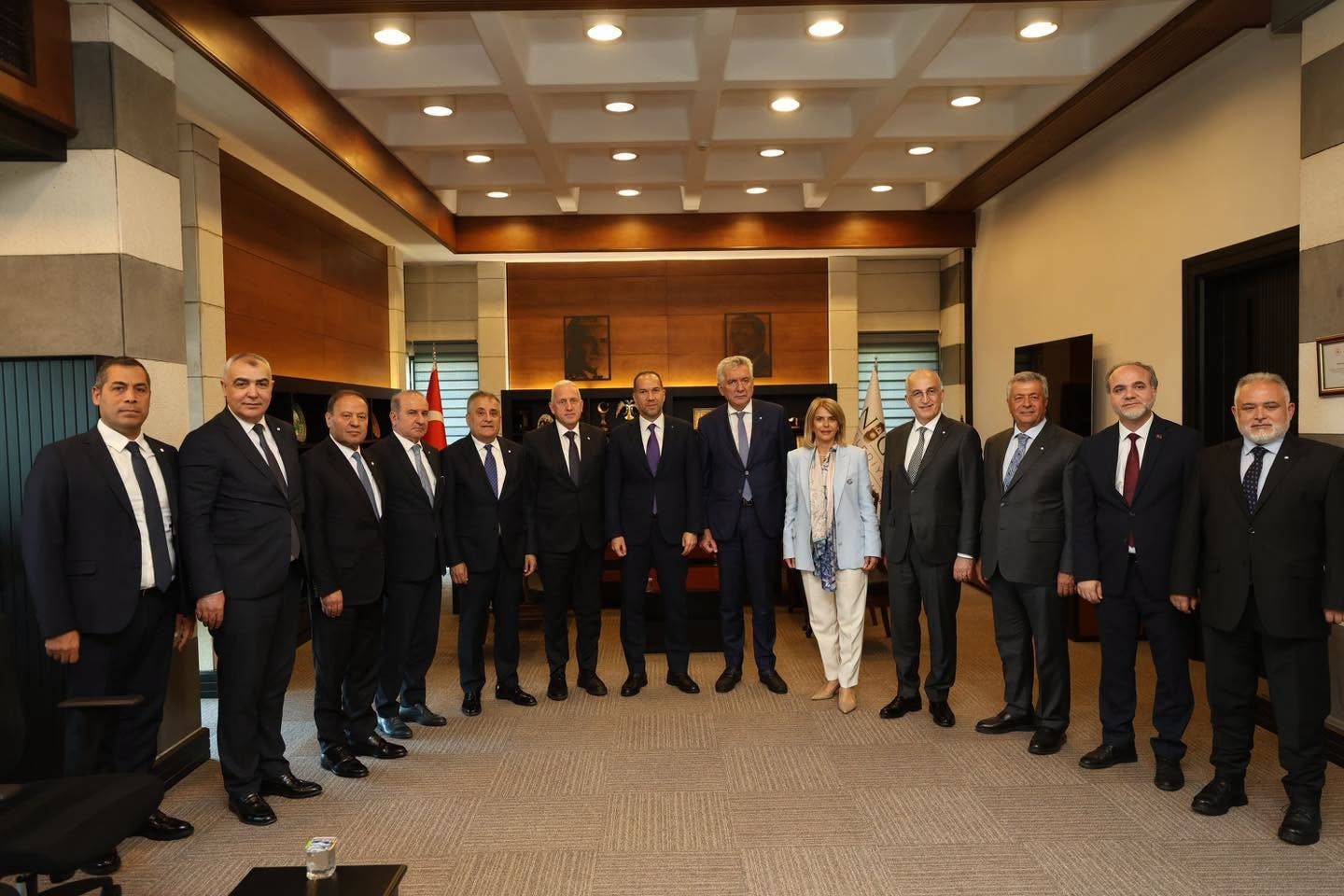 Başkan Özdemir İSO heyetine Niğde’nin yatırım potansiyelini anlattı