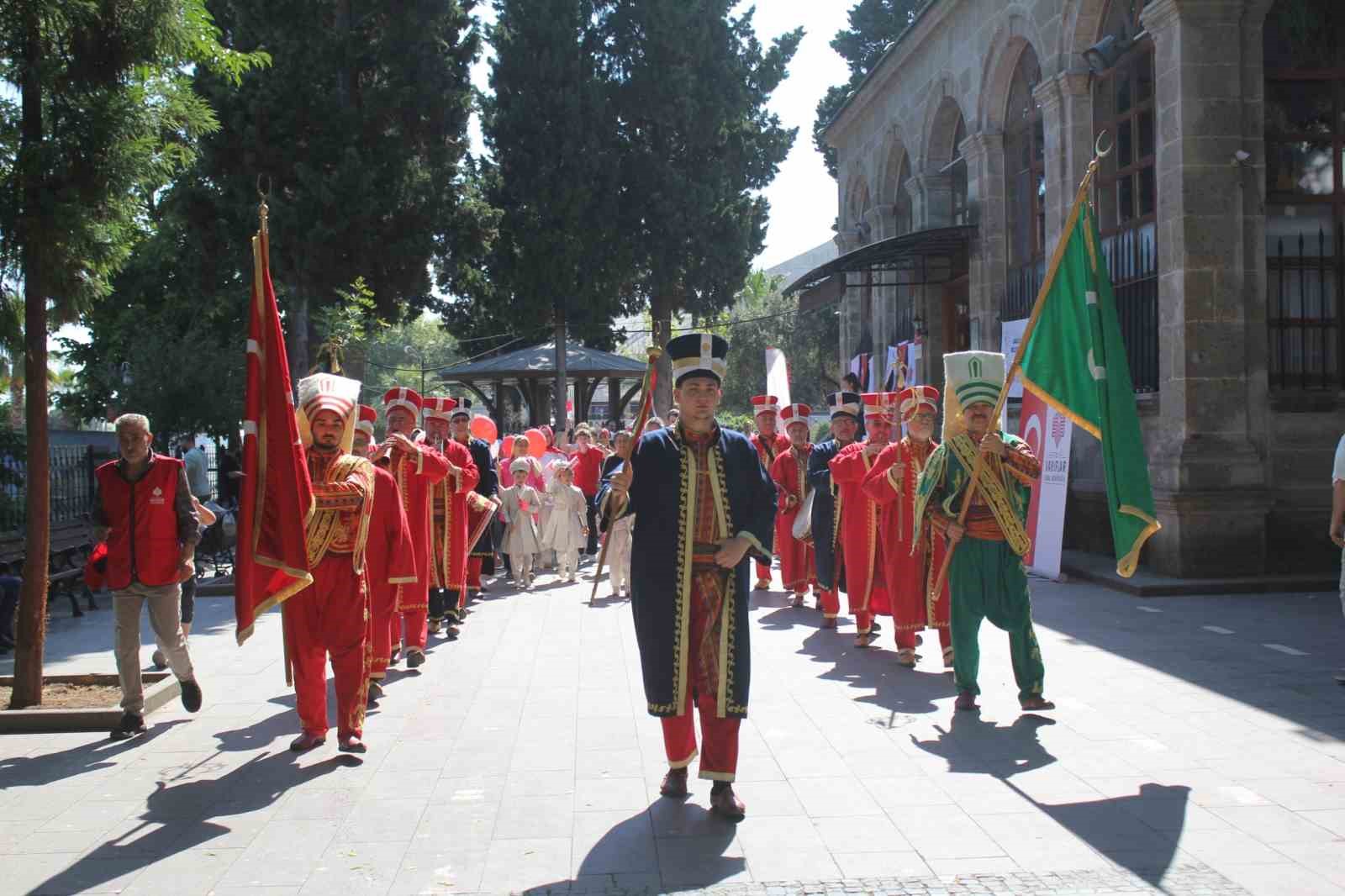Samsun’da 529 yıllık gelenek: Mehteran coşkusuyla sünnet şöleni
