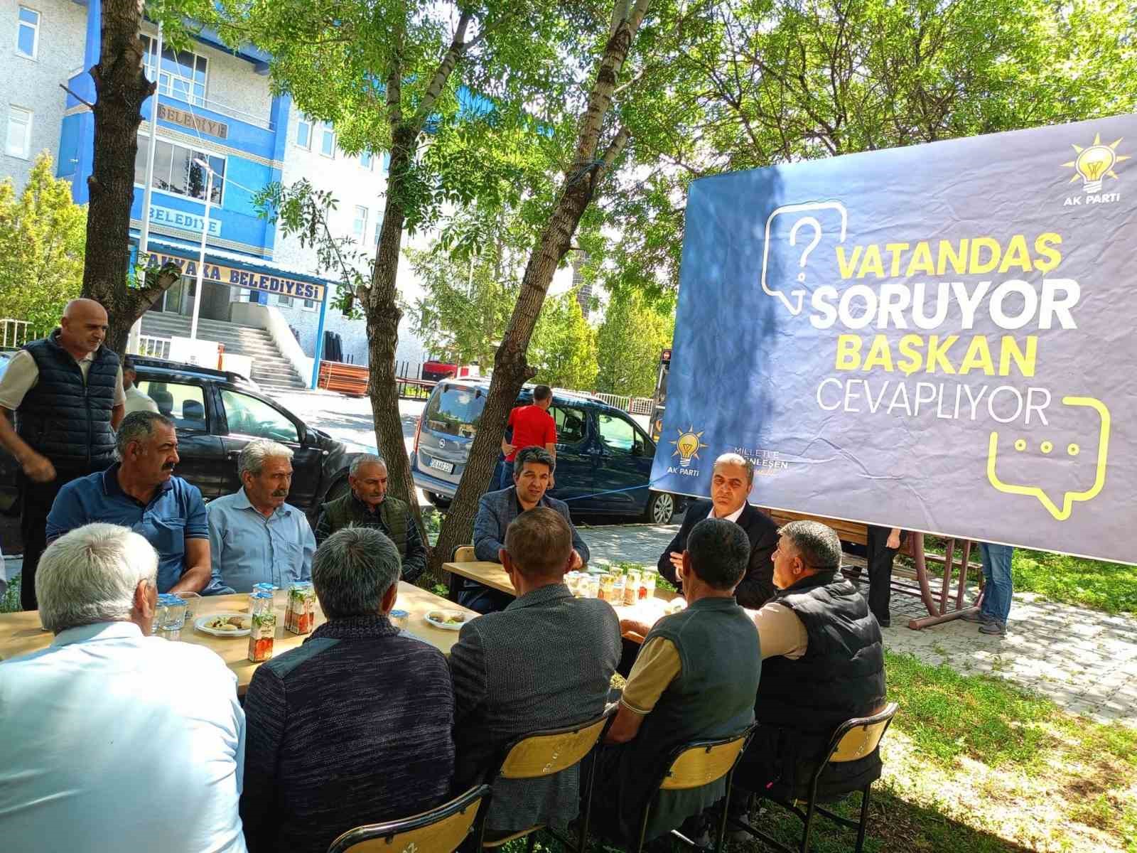 Akyaka’da halkla buluşma: Başkan Ergüder Toptaş vatandaşların sorularını tek tek yanıtladı