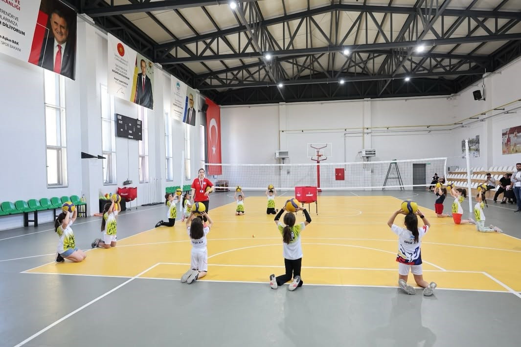 Yaz Spor Okulları kapılarını açtı
