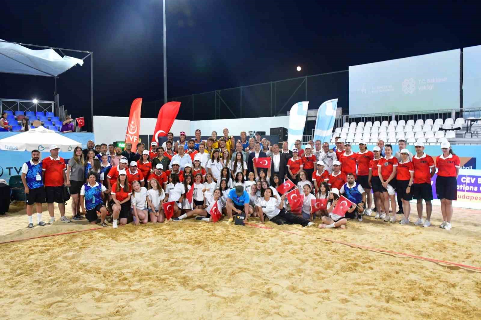 Plaj Voleybolu Dünya Turu’nda Balıkesir Etabı sona erdi