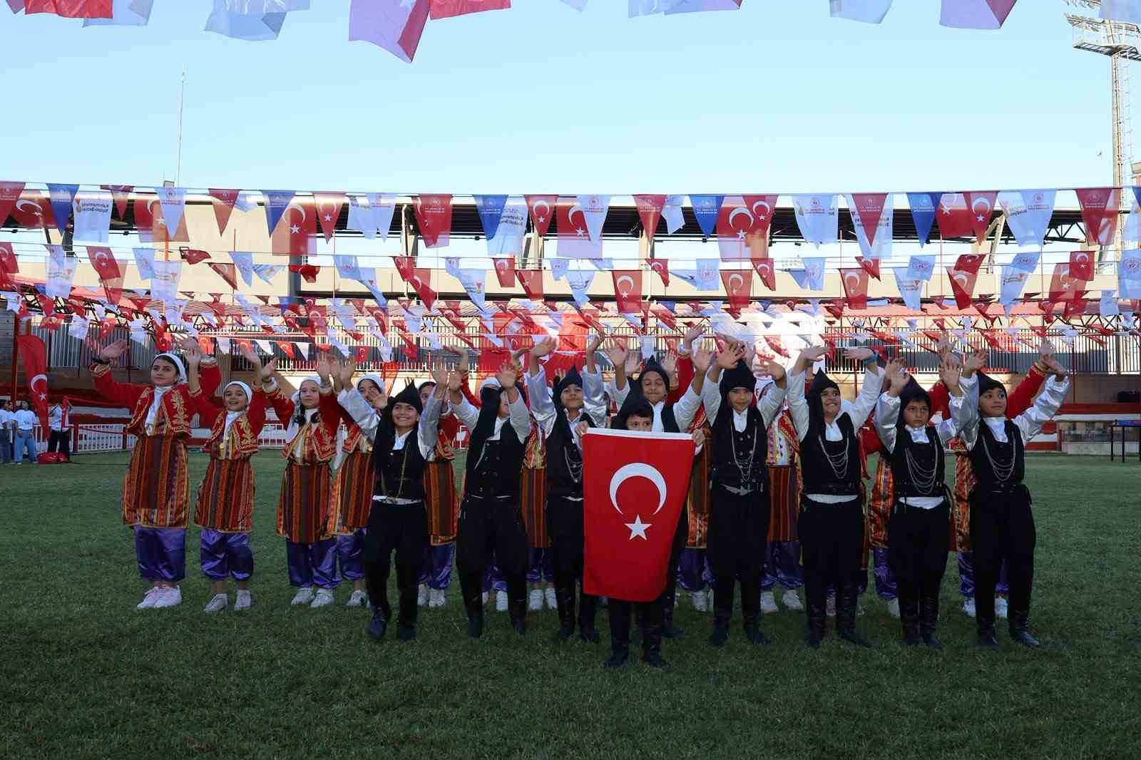 Kahramanmaraş’ta yaz spor okulları 29 branşta kapılarını açtı