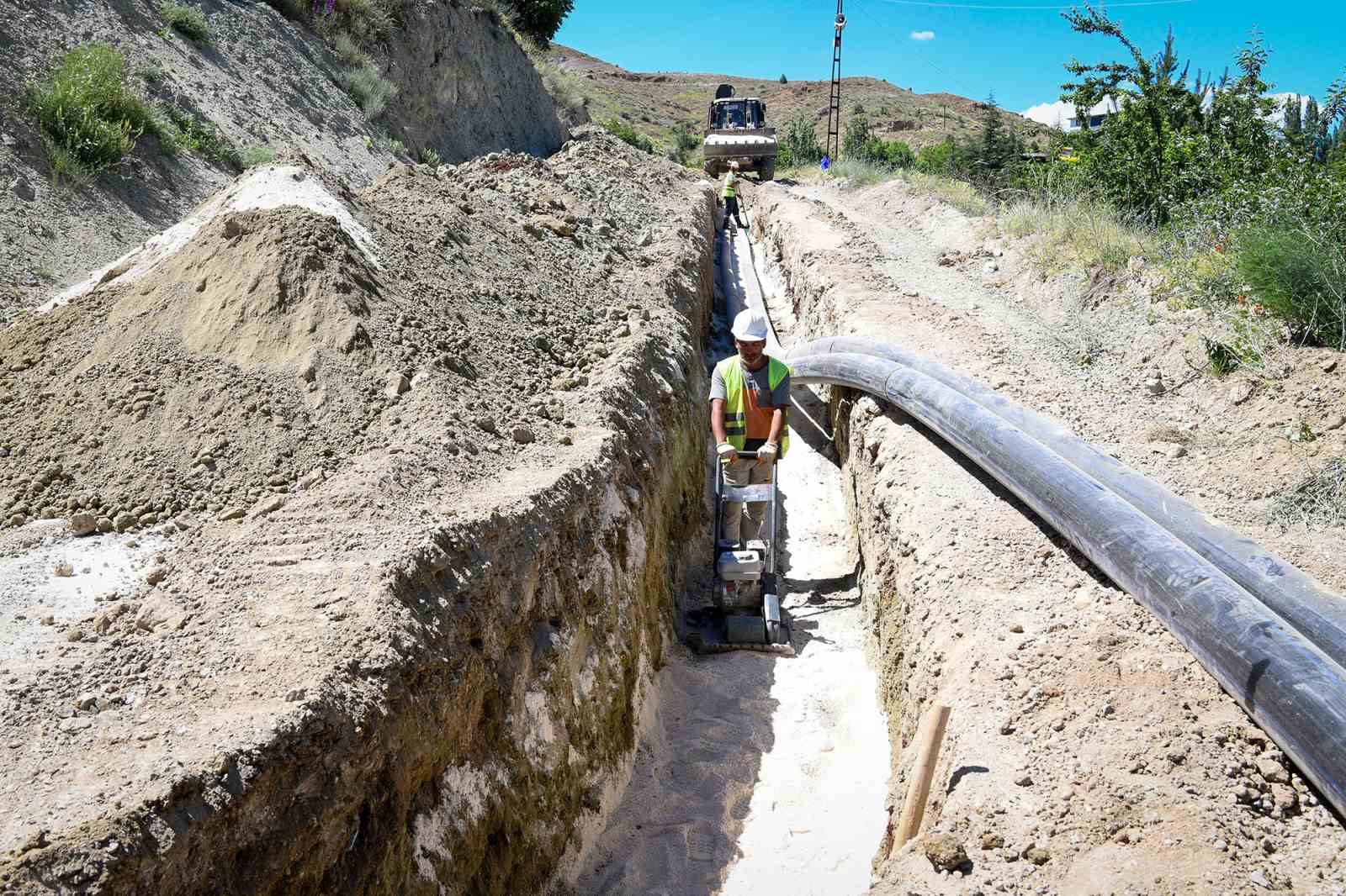 Malatya Büyükşehir Belediyesi’nden Kuluncak’a 41 kilometrelik içme suyu hattı