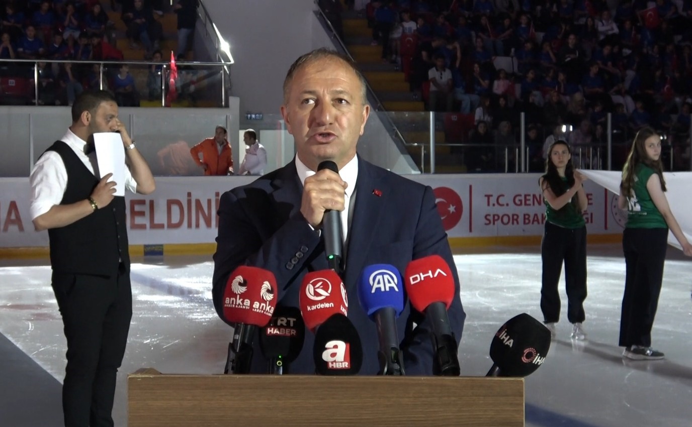 Erzurum’da Yaz Spor Okulları 3 bin sporcunun katılımıyla açıldı