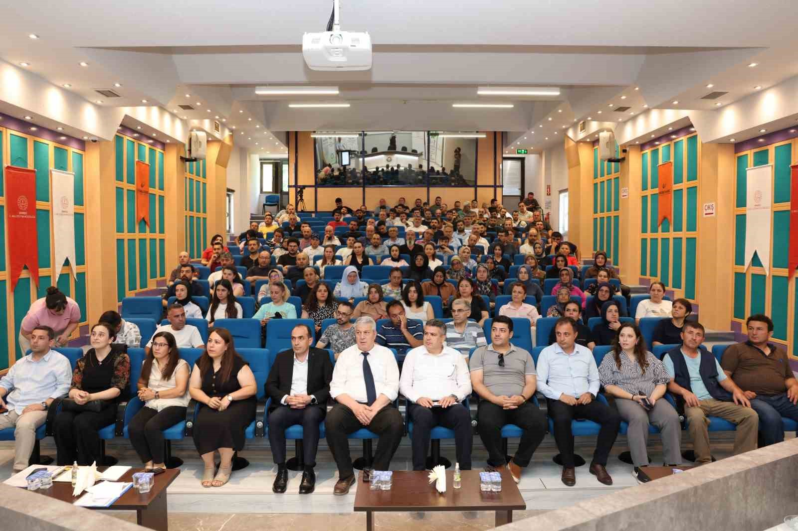 ‘Üreten Eller Güçlü Aileler’ projesi Denizli OSB ev sahipliğinde gerçekleştirildi