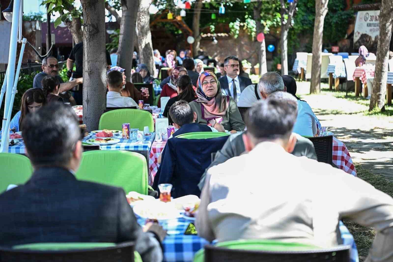 Kastamonu’da koruyucu aileler için program düzenlendi