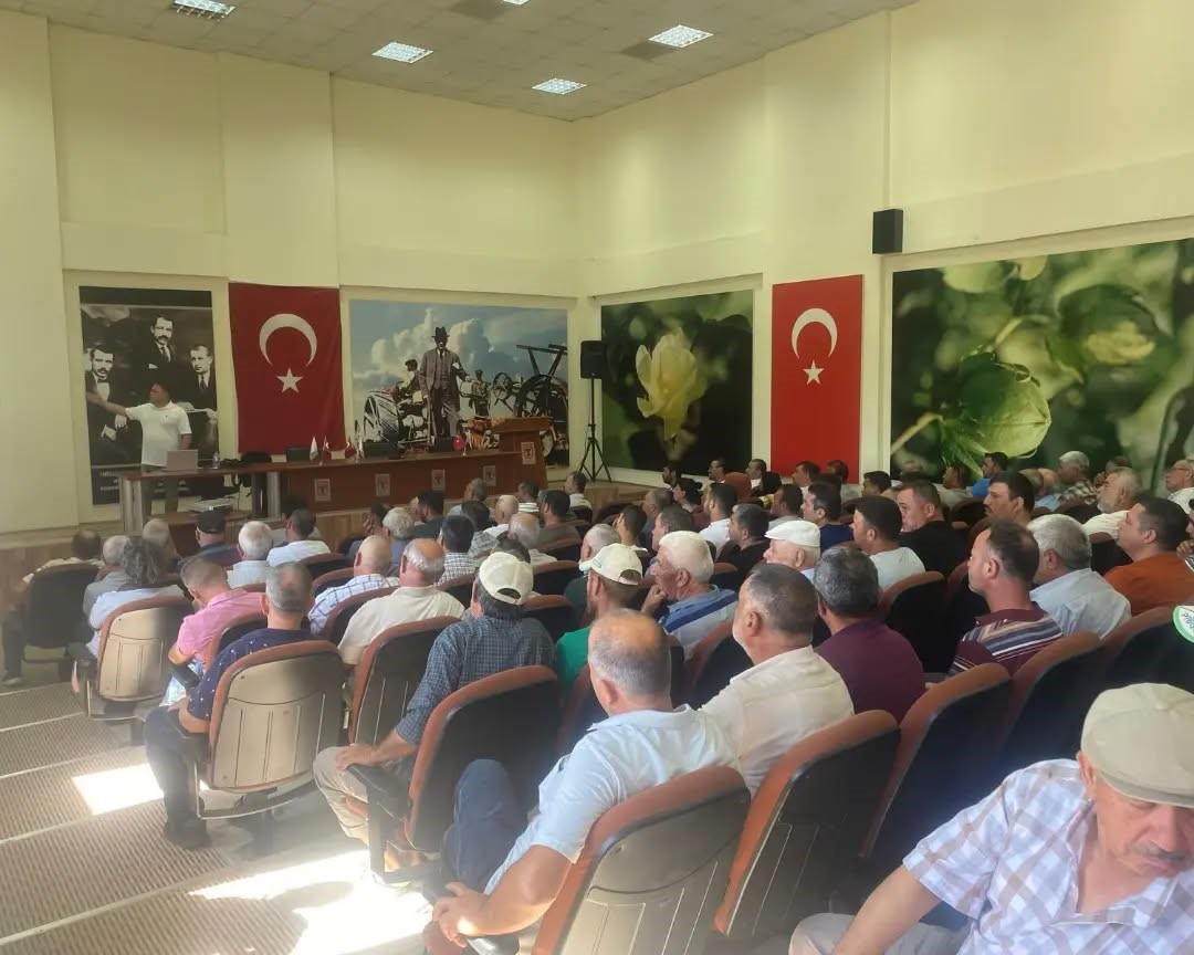 Aydınlı çiftçilere ’bitki koruma’ eğitimi
