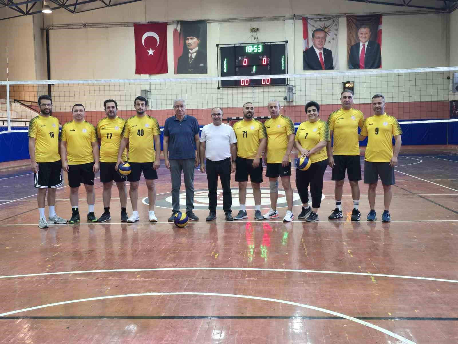 Köşk İlçe Milli Eğitim, yarı final bileti aldı