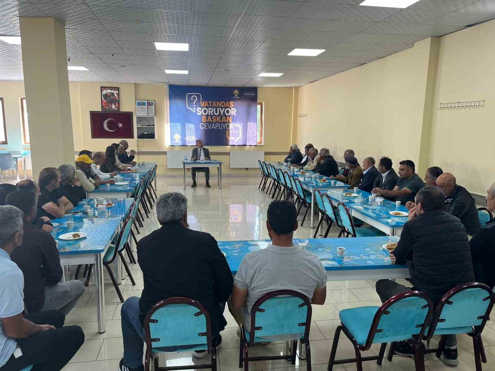 Arpaçay’da "Vatandaş Soruyor, Başkan Cevaplıyor" buluşmalarının 2’incisi gerçekleştirildi