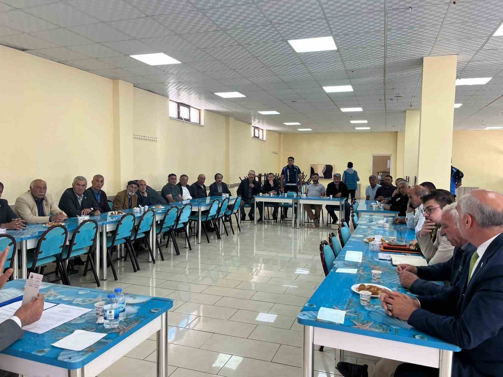 Arpaçay’da "Vatandaş Soruyor, Başkan Cevaplıyor" buluşmalarının 2’incisi gerçekleştirildi
