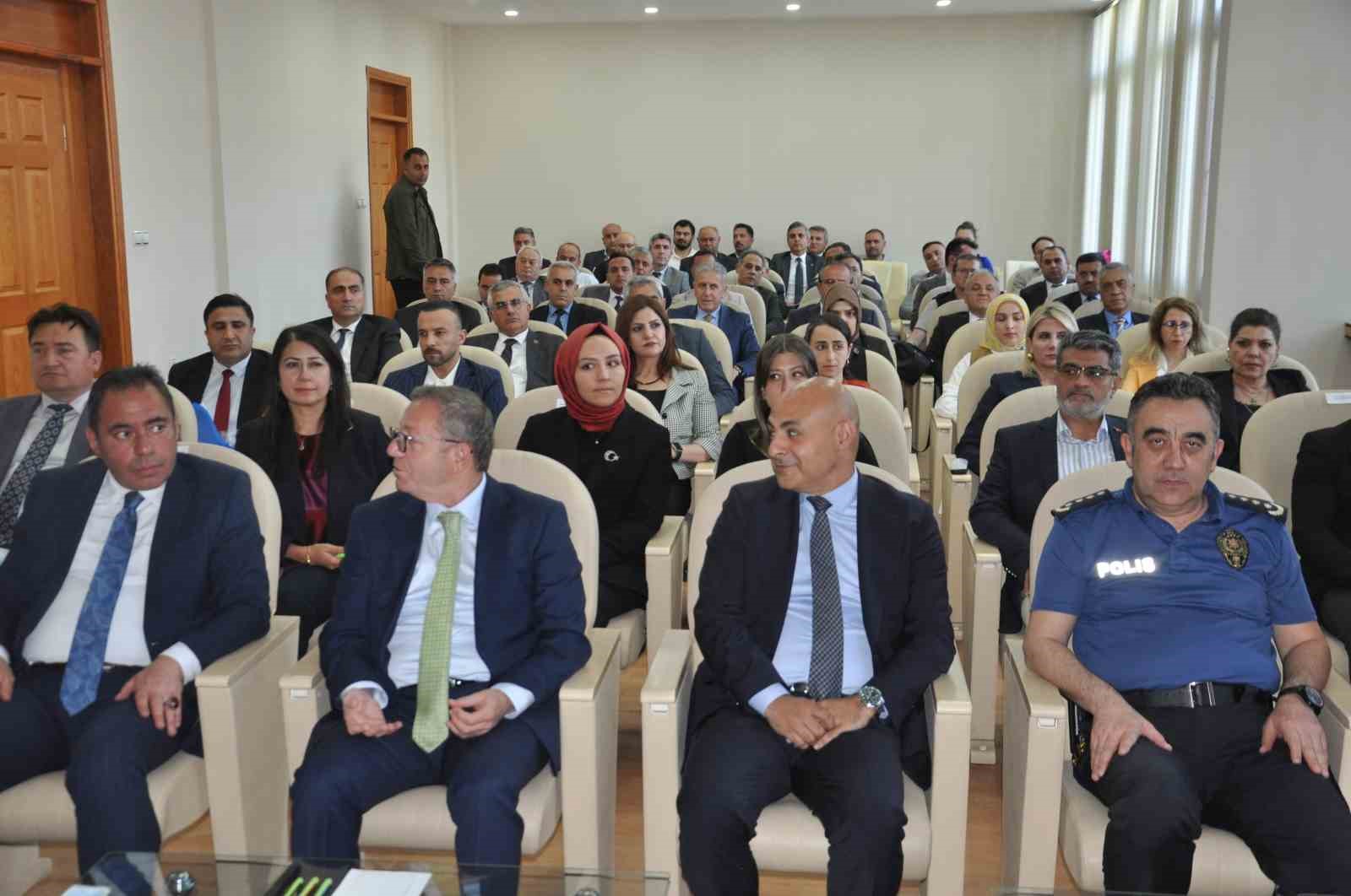 Kars’ta kamuda iş sağlığı ve güvenliği seferberliği: 6331 sayılı kanun masaya yatırıldı