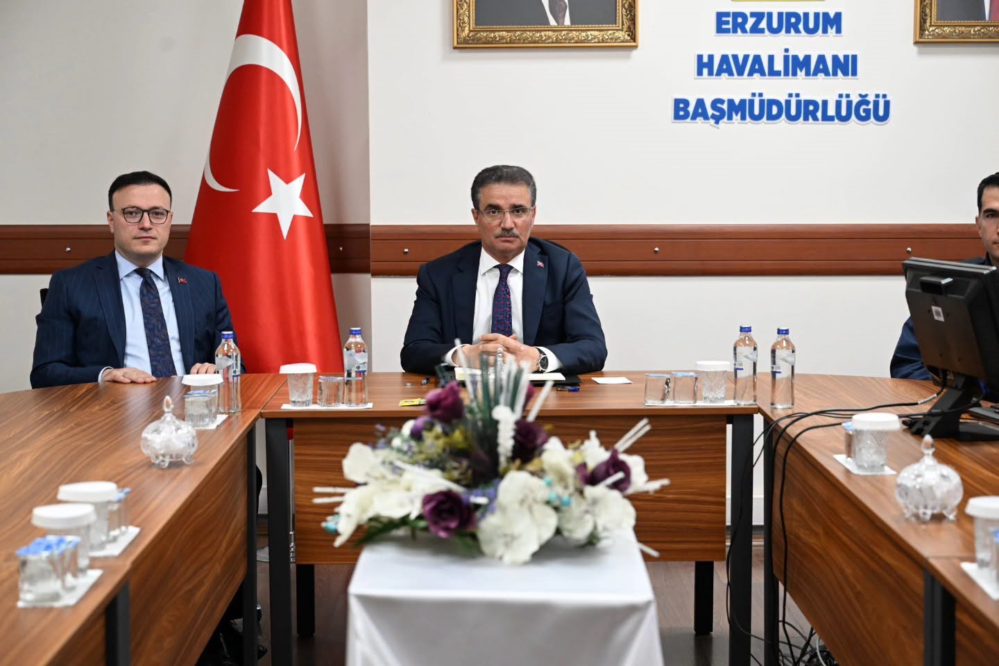 Erzurum Havalimanı’ndaki çalışmalara yerinde inceleme