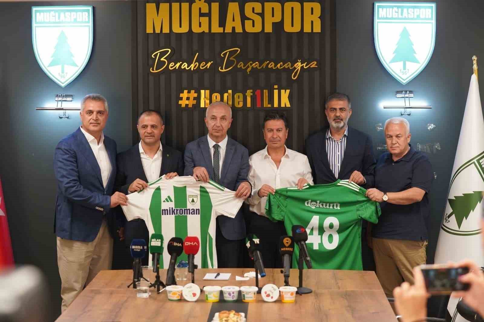Muğlaspor’da sponsorluk imzaları atıldı