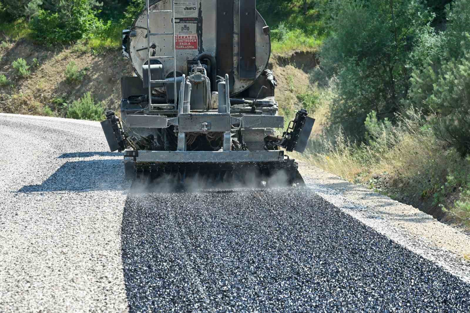 Orhaneli’nin yolları yenileniyor