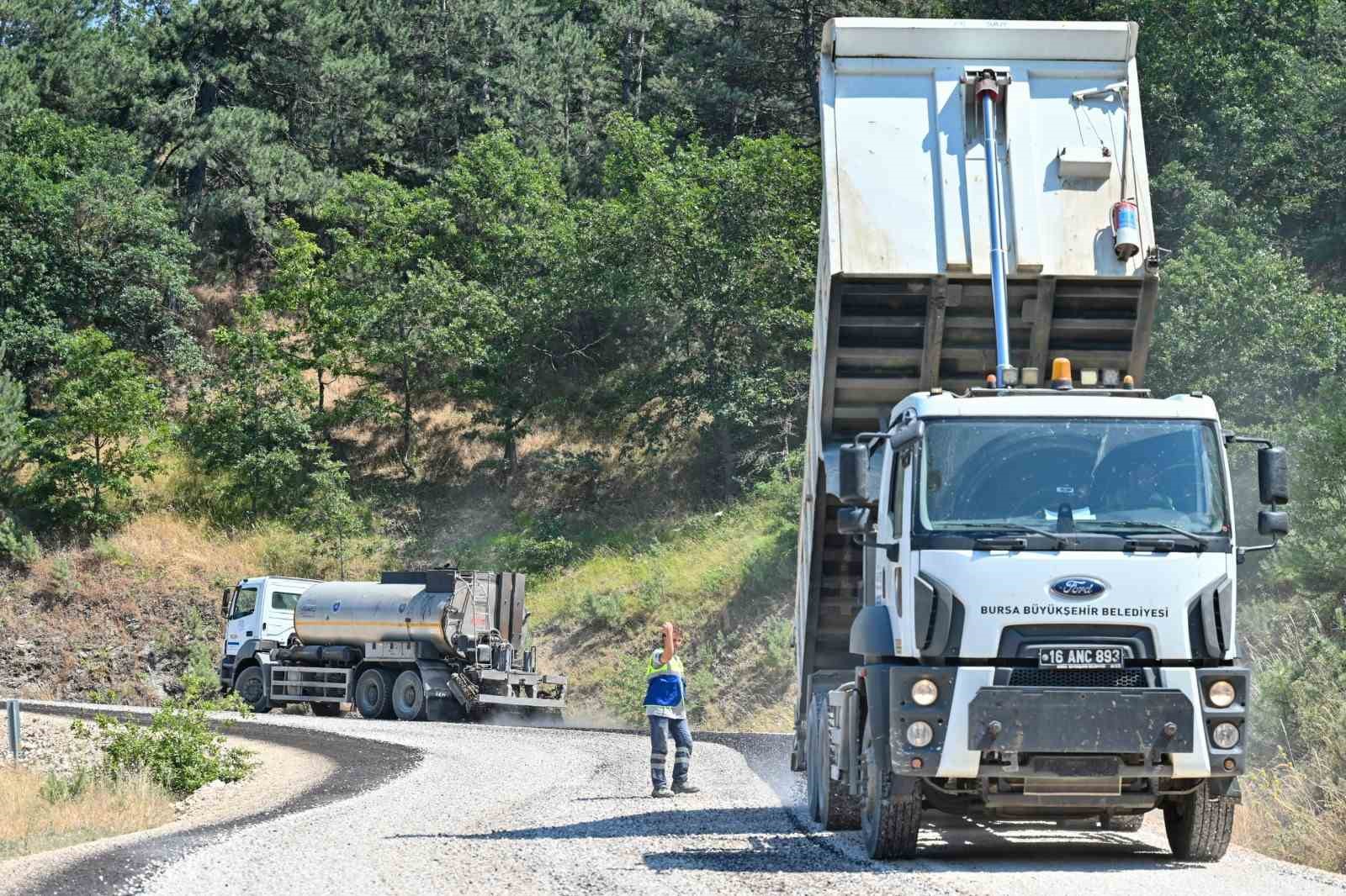 Orhaneli’nin yolları yenileniyor