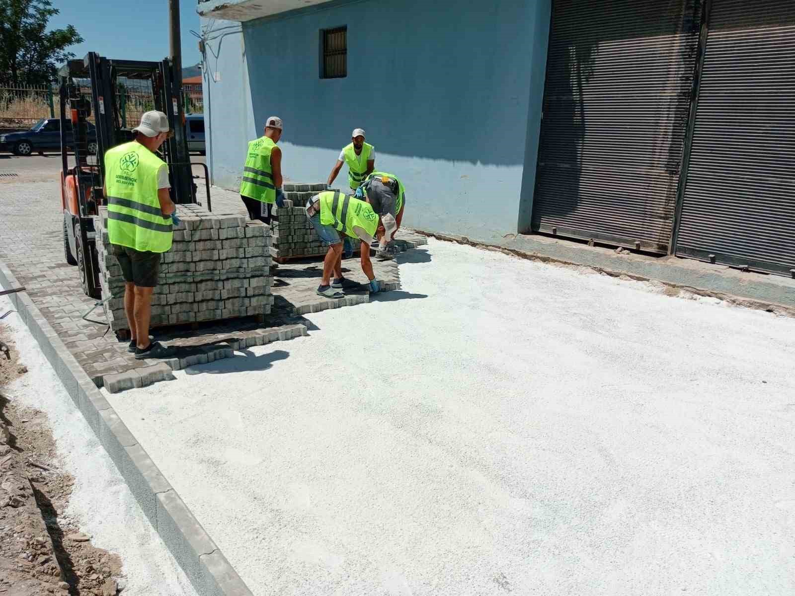 Germencik’te üstyapı çalışmaları başladı