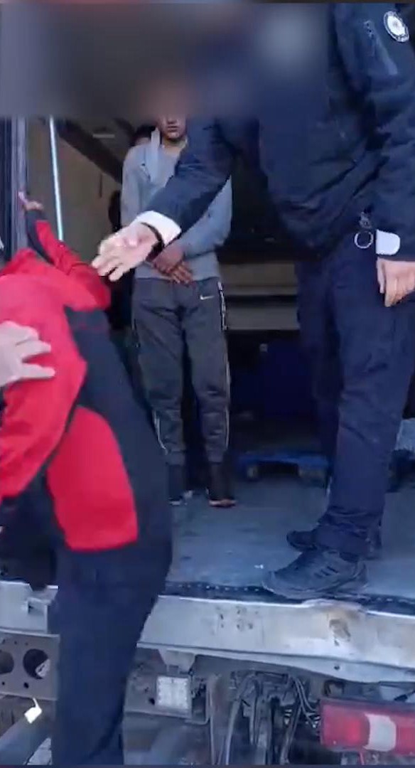 Sivas’ta 10 düzensiz göçmen yakalandı