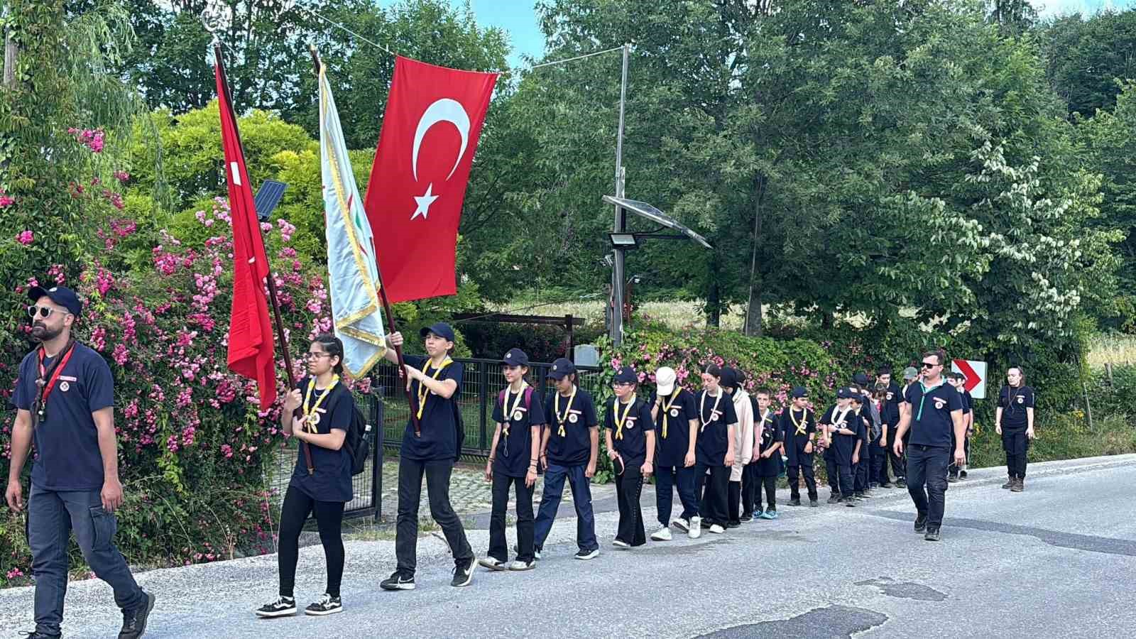 Başiskele’de izciler Servetiye Cephesi’nde tarihle buluştu