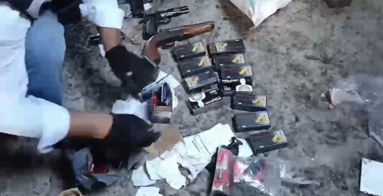 Silah tacirlerine ve düğün magandalarına operasyon: 12 tabanca ele geçirildi