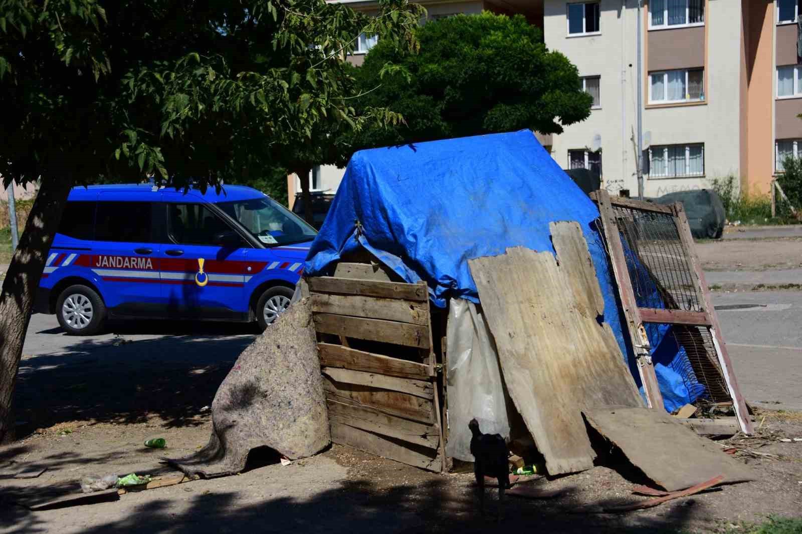 Şehzadeler Belediyesi’nden Selimşahlar’da kaçak yapılara müdahale
