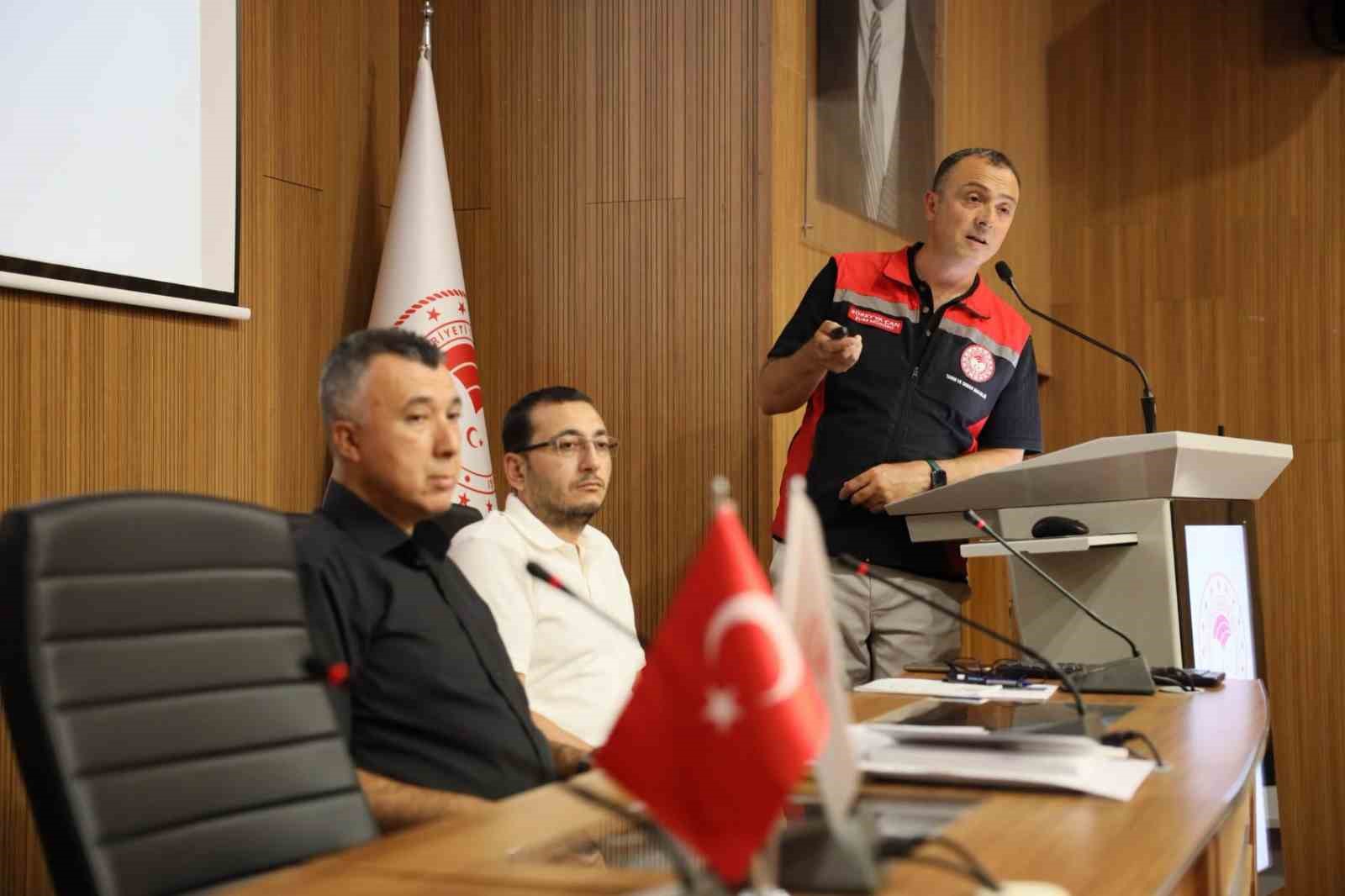 Muğla’da kurum personeline B-Reçete sistemi anlatıldı
