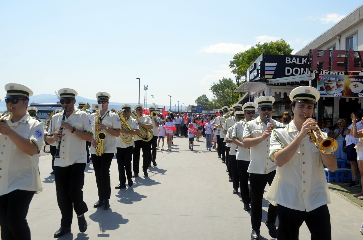 Mudanya’da denizcilik ve kabotaj bayramı teması "Mavi Vatan"dı