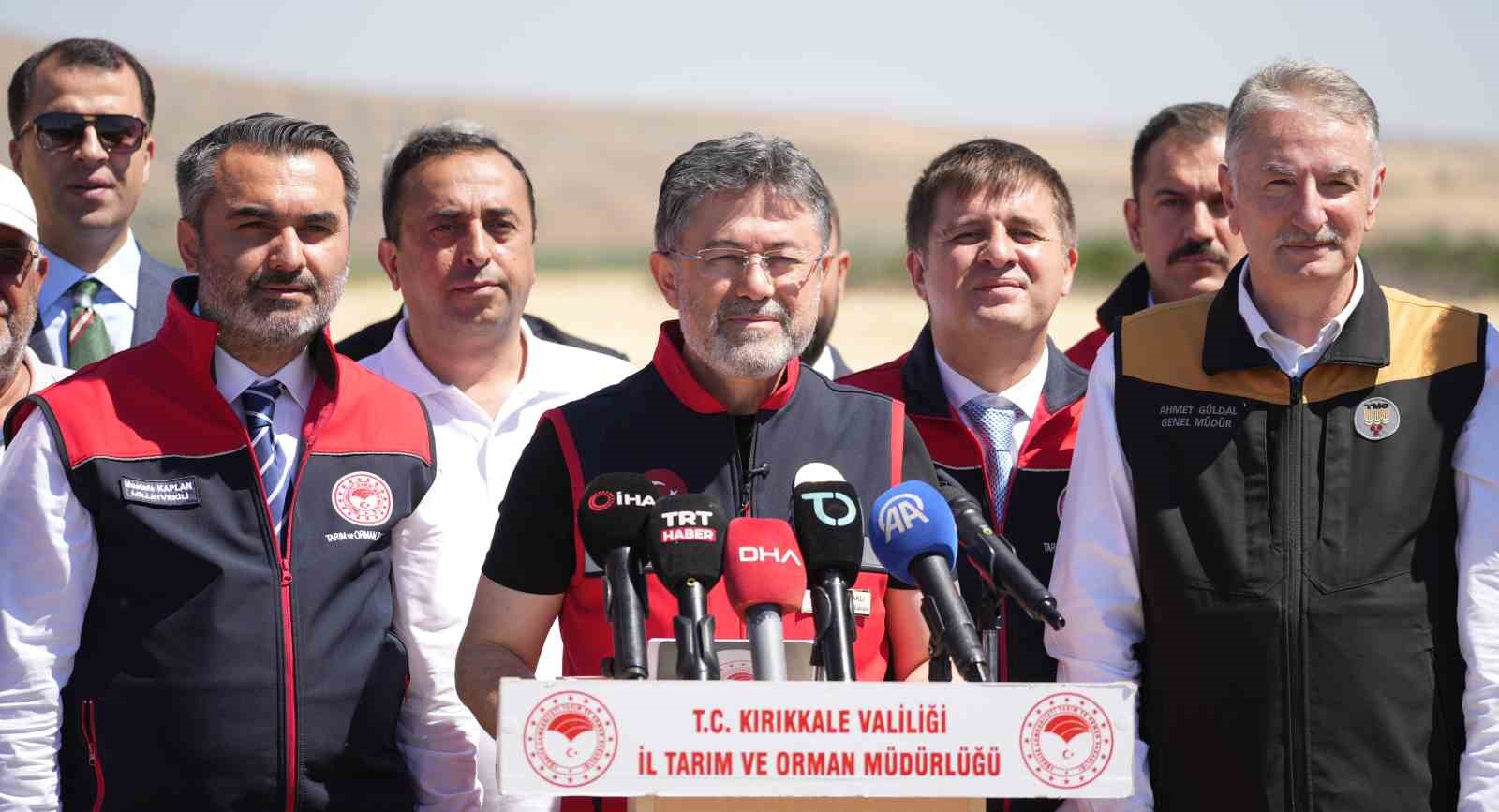 Bakan Yumaklı, "rüzgar bizden yana" diyerek açıkladı: "Tüm zamanların rekorunu kırıyoruz"